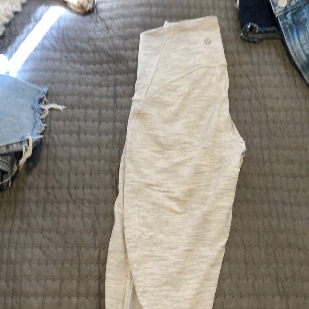Lululemon crop leggings
